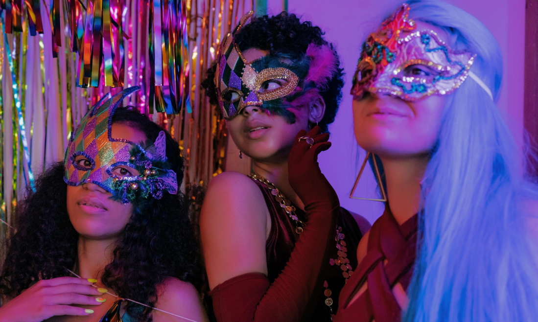 masquerade party as a female guest